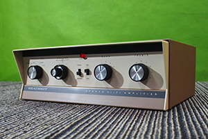 HEATHKIT　プリメインアンプ　AA-32