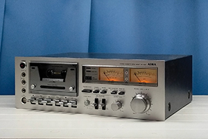 AIWA　カセットデッキ　AD-7500