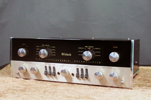 McIntosh　プリアンプ　C-22