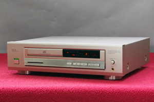 NEC　CDプレーヤー　CD-10