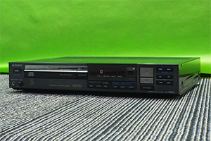 SONY CDプレーヤー　CDP-302ES