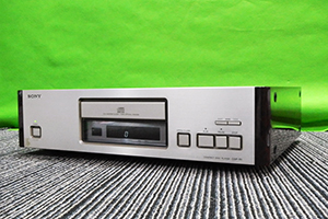 SONY CDプレーヤー　CDP-R1