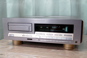 YAMAHA CDプレーヤー　CDX10000