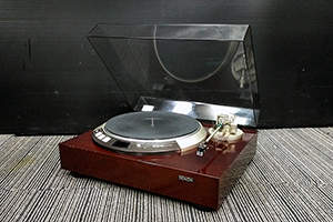DENON　レコードプレーヤー　DP-60L