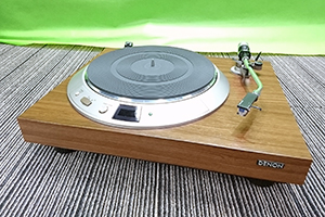 DENON　レコードプレーヤー　DP-2500