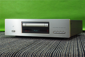 Accuphase CDプレーヤー　DP-65