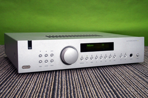 ARCAM　プリメインアンプ　FMJ A32