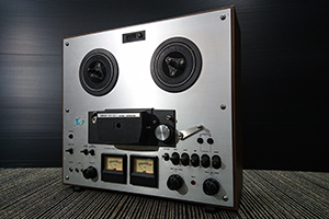 AKAI オープンリールデッキ　GX-230D