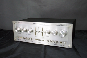 Marantz　コントロールアンプ　Model 3250