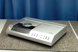PHILIPS　CDプレーヤー　CD100