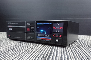 Pioneer　CDプレーヤー　P-DX700