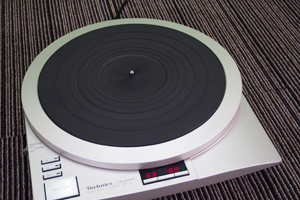 Technics　ターンテーブル　SP-15