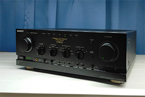 SONYプリメインアンプ　TA-F333ESG