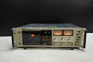 TEAC　カセットデッキ　C-1