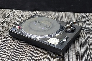 Technics　レコードプレーヤー　SL-1200MK3