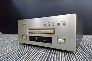 TEAC　CDプレーヤー　VRDS-9