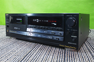 AIWA カセットデッキ　XK-S7000