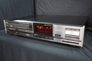 TEAC　CDプレーヤー　ZD-4000