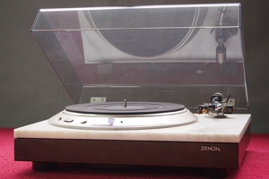 DENON　レコードプレーヤー　DP-2000