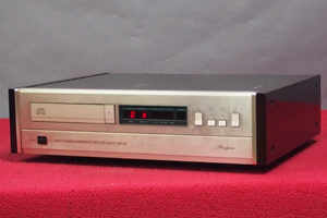 ACCUPHASE　CDプレーヤー　DP-70